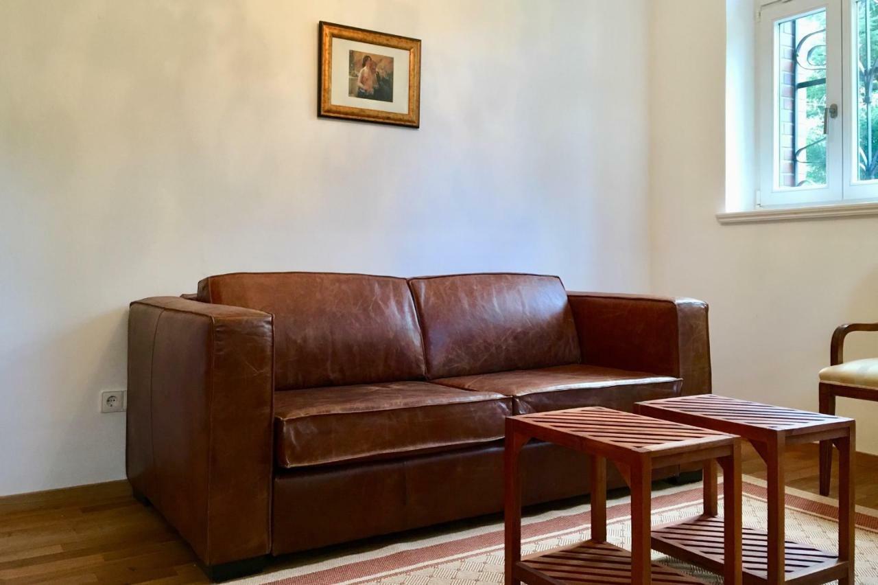 Appartment Villa Am Bretschneiderpark ไลป์ซิก ภายนอก รูปภาพ